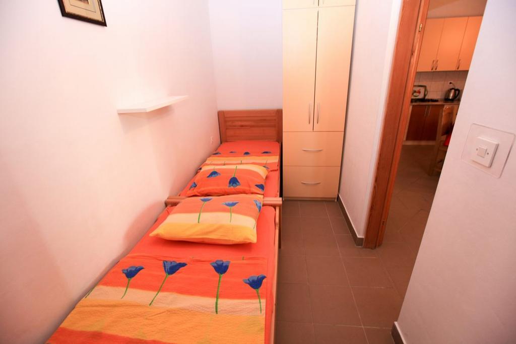 Apartments Franc Povljana Phòng bức ảnh