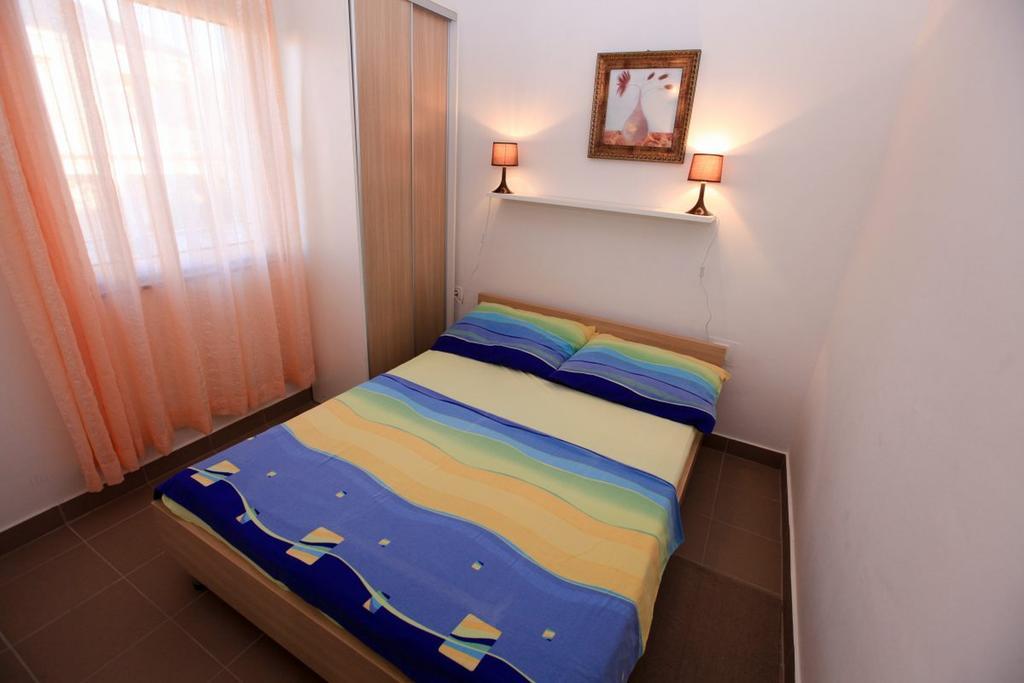 Apartments Franc Povljana Phòng bức ảnh